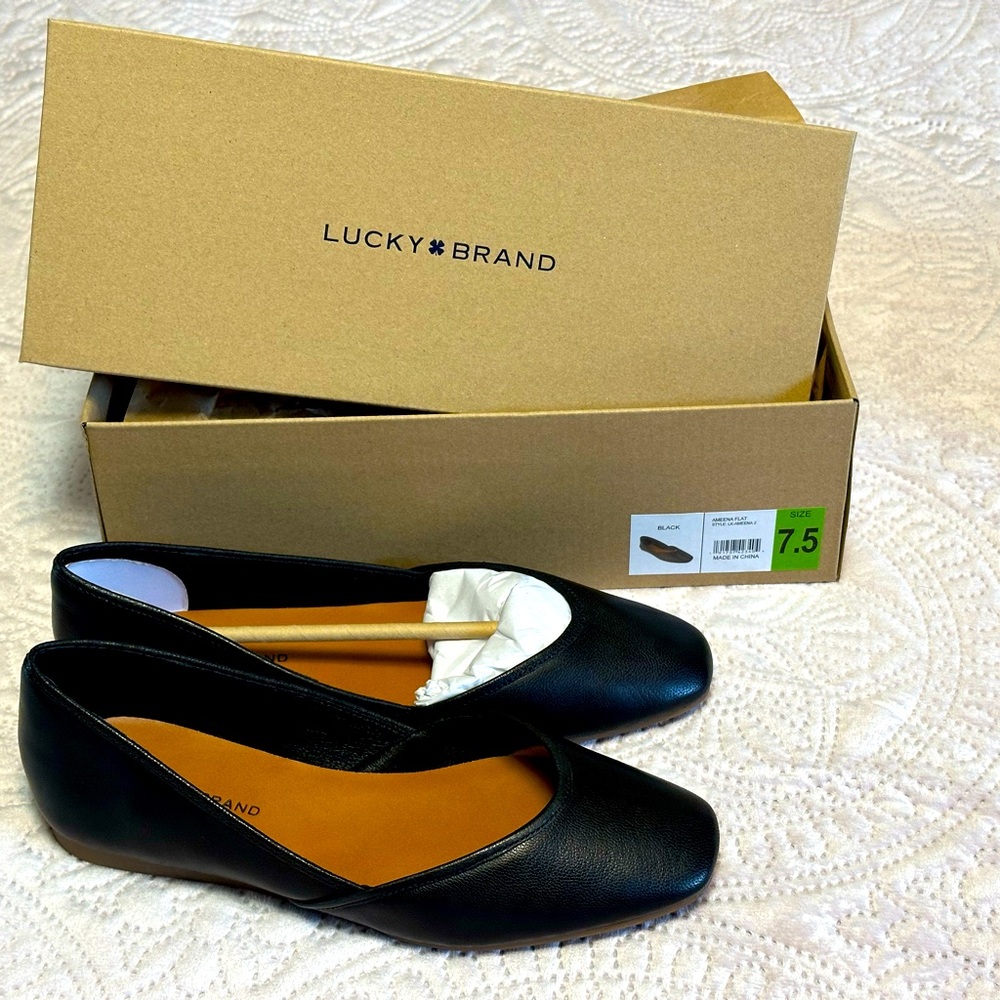 Lucky Ameena ballet flat. Woman’s size 7.5. Black